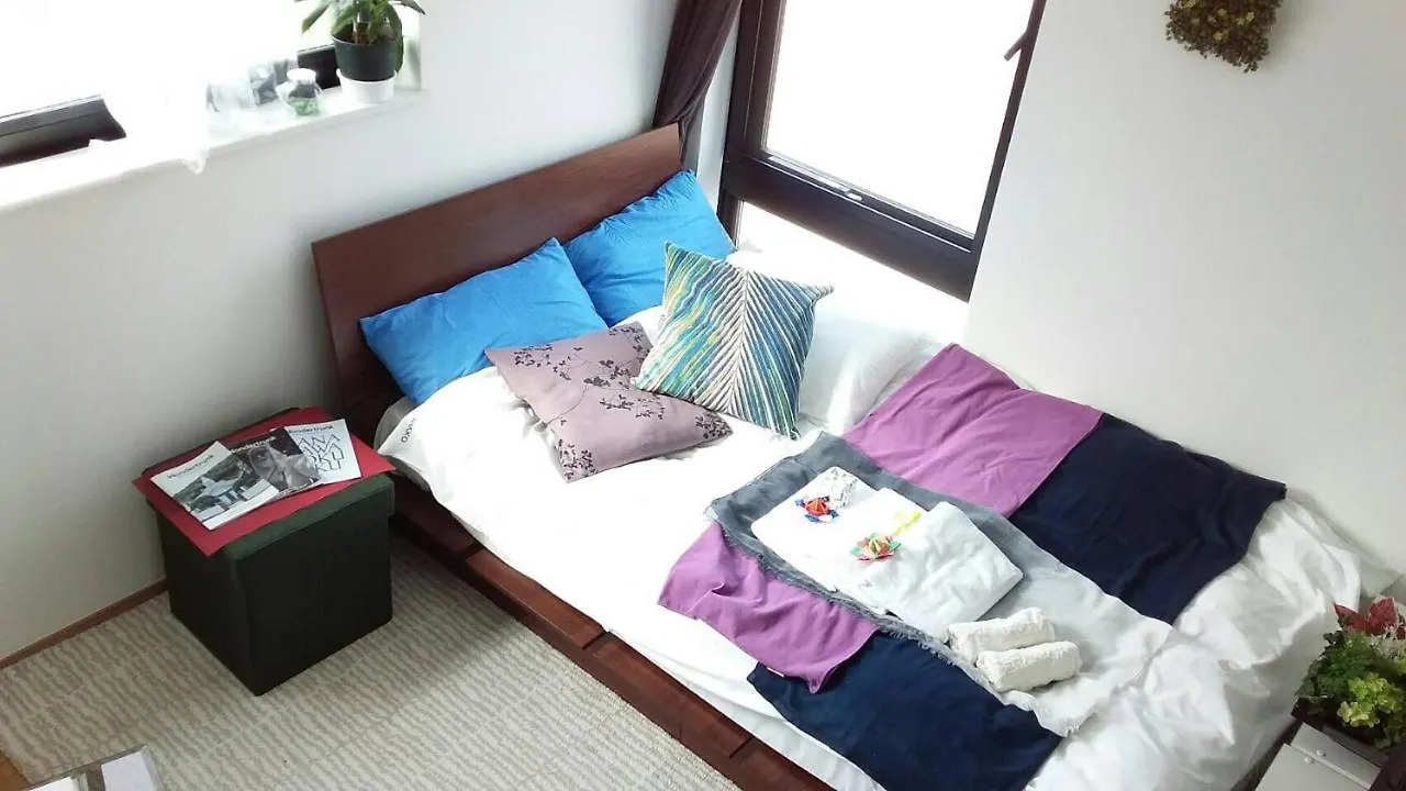 Meet Apartment Tokyo 0*,